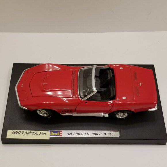 🚗1969 Red Corvette Convertible Rare Vintage Collectible Car Model - Picture 11 of 14